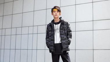 易烊千璽攜手adidas neo，號(hào)召街頭潮流最強(qiáng)音