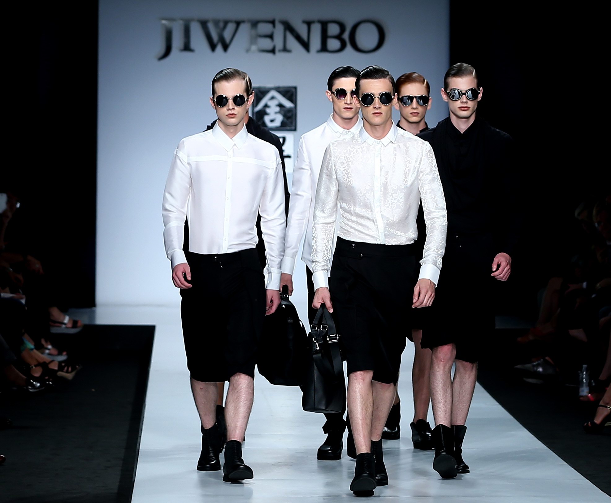 米蘭男裝周：計(jì)文波舍得2014春夏高級(jí)成衣發(fā)布會(huì)