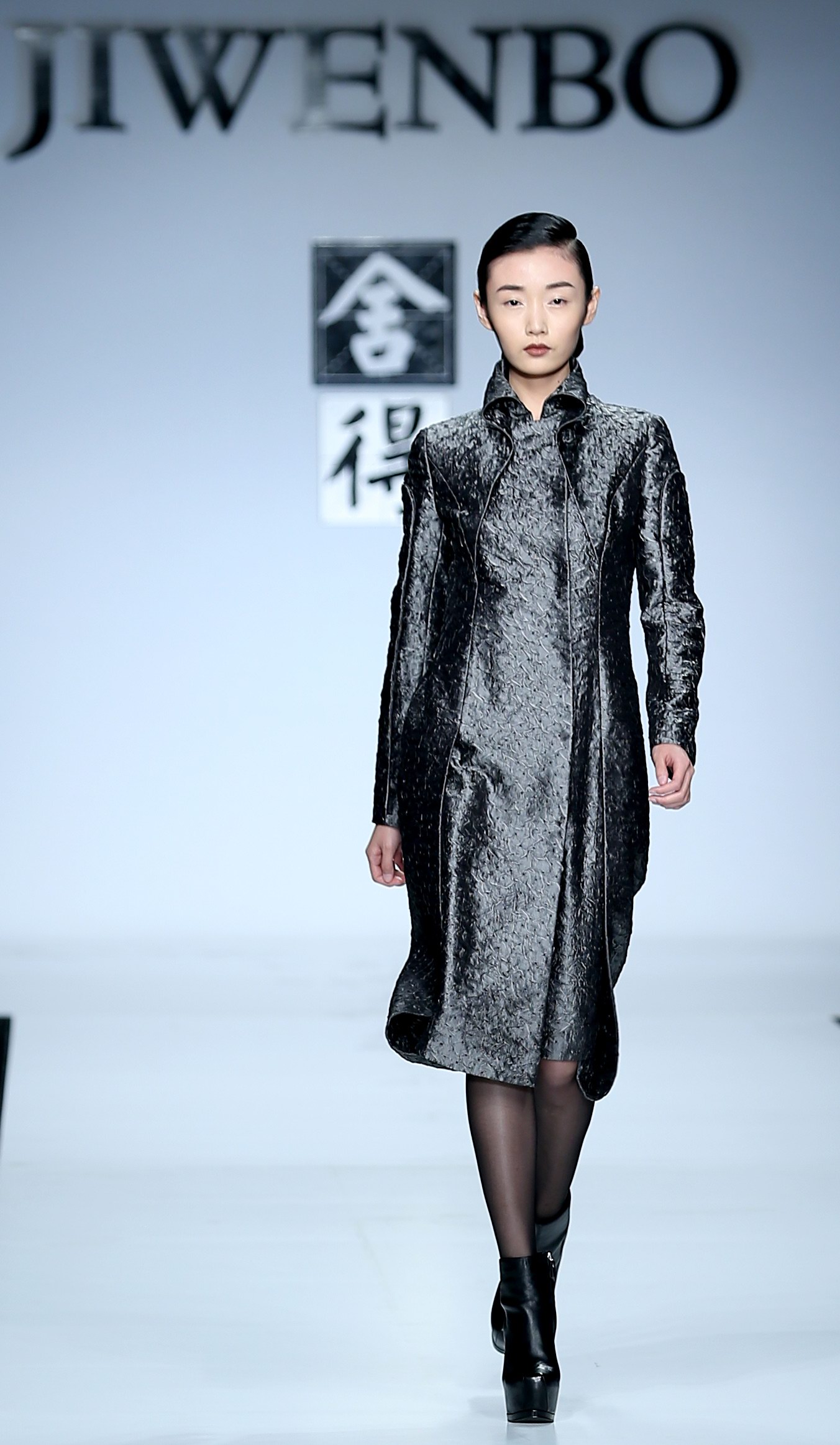 米蘭男裝周：計(jì)文波舍得2014春夏高級(jí)成衣發(fā)布會(huì)