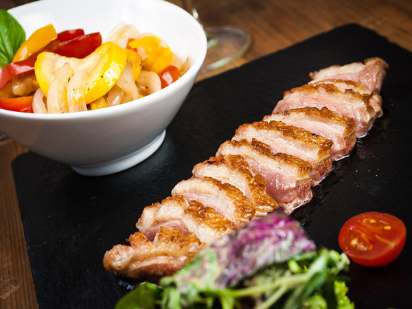 嘎納小鴨Le Petit Canard 傳統法式西餐廳