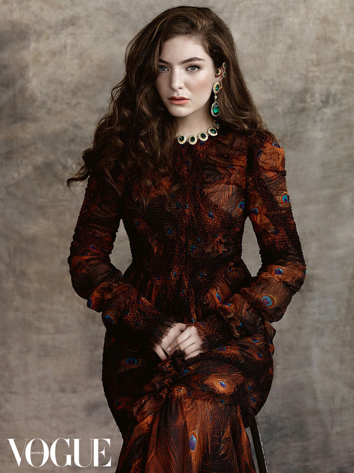 澳洲小天后Lorde  登封面展現優雅成熟美