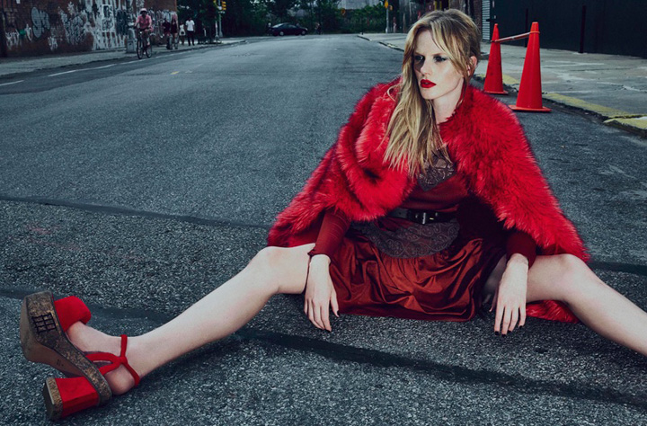 Anne Vyalitsyna《Vogue》葡萄牙版2016年10月號
