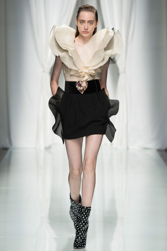 Emanuel Ungaro 2017春夏流行發布