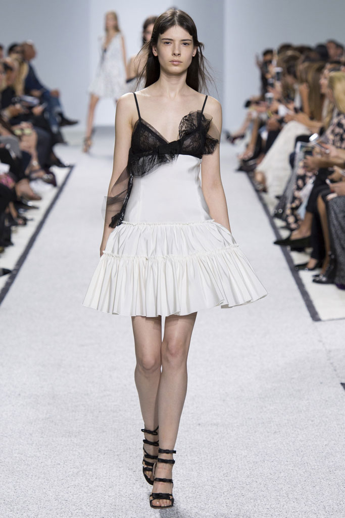 Giambattista Valli 2017春夏流行發布