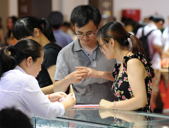 鉑金首飾需求穩健 婚慶市場表現突出