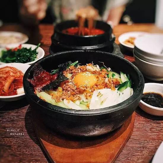 跟 Instagram 達人學習拍攝餐桌上的食物