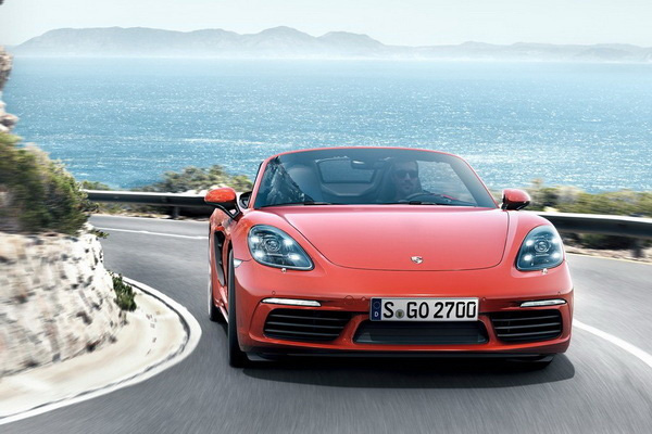 保時捷發布718 Boxster 入門級敞篷官圖