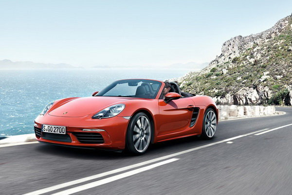 保時捷發布718 Boxster 入門級敞篷官圖