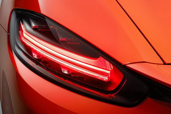 保時捷發布718 Boxster 入門級敞篷官圖