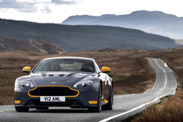 阿斯頓·馬丁發布新款V12 Vantage S官圖