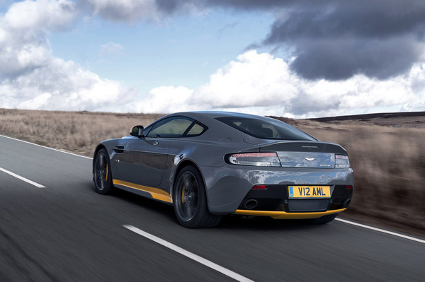 阿斯頓·馬丁發布新款V12 Vantage S官圖