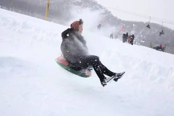 春節去哪兒？極致奢華滑雪天堂谷雪維爾，絕美雪地開啟活力新年！