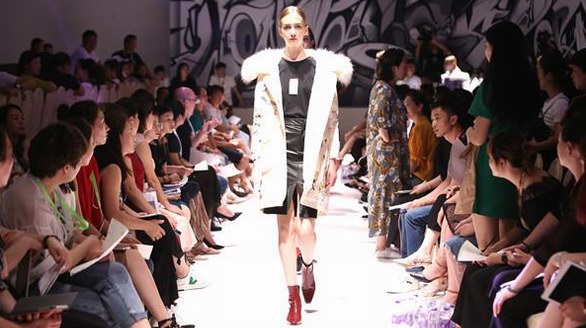 涂抹年輕向往揮灑街頭風潮——埃文2018新品發布