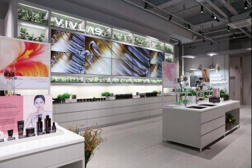 唯蘭頌VIVLAS品牌旗艦店盛大開業 代言人寶兒于曉光實力坐陣