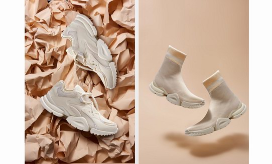 Reebok SOCK RUN_R&RUN_R96再釋新色，潮跑不停！