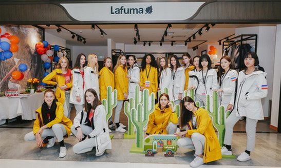 LAFUMA × STAR FASHION聯名系列亮相西安城墻，將時尚戶外的魅力再度延續