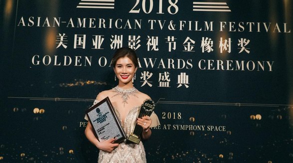 高級臉女神王笛出征國際，斬獲金橡樹“最具潛質女演員”獎