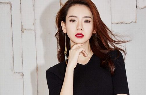 大S、戚薇等女明星為了美白，也是拼了！德瑪莉讓你變白太簡單！