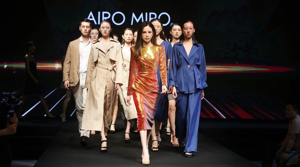 AIRO MIRO艾覓眼鏡攜手李若彤，開啟YES I AM覓鏡之旅