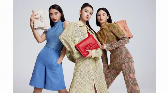 Ferragamo十年來(lái)首虧，百年奢侈品牌或?qū)①u(mài)身求存