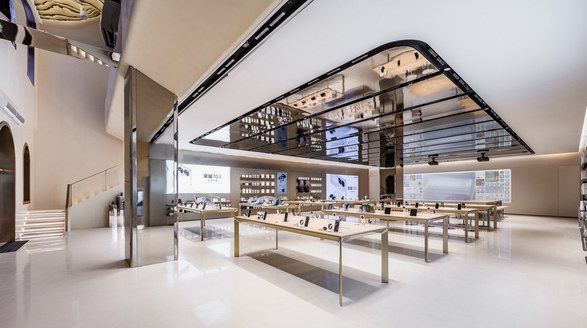 榮耀LIFE店太原鐘樓街盛大開業，打造沉浸式全場景體驗