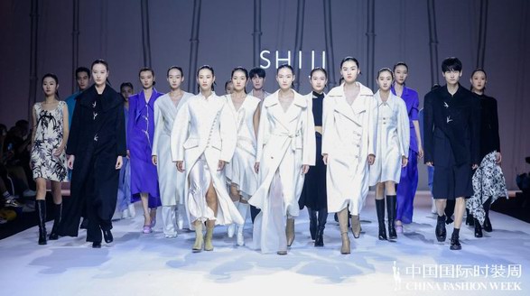 SHIJI屠?。簭奶m亭雅集看現代時尚的覺醒