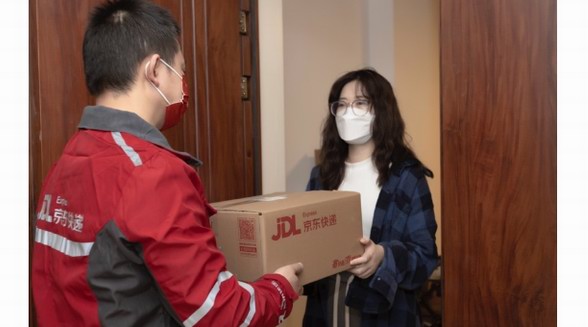 波司登輕量極寒工裝羽絨服入圍羽絨服金榜 京東11.11開門紅第一單送達