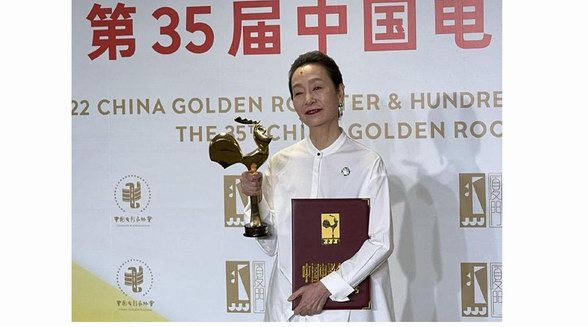 奚美娟獲第35屆金雞獎最佳女主角，《媽媽！》實至名歸！