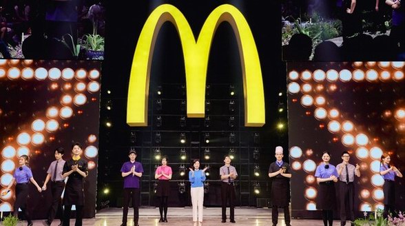 金拱門七周年，麥當勞中國發布新一代制服持續提升全方位餐廳體驗