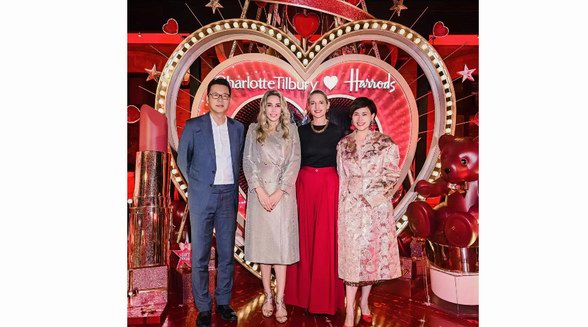 星愿禮遇 愛(ài)意無(wú)邊 HARRODS與CHARLOTTE TILBURY驚喜聯(lián)袂 共同開(kāi)啟節(jié)日禮遇季