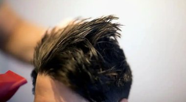 洗完頭后，自然風干好，還是吹干好？很多人都做錯了