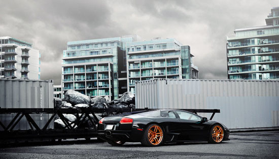 蘭博基尼Lamborghini Murcielago LP640穿上黃金戰(zhàn)靴！