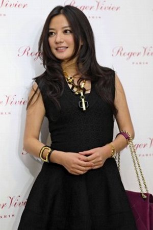 趙薇出席羅杰·維威耶Roger Vivier北京新店開業典禮