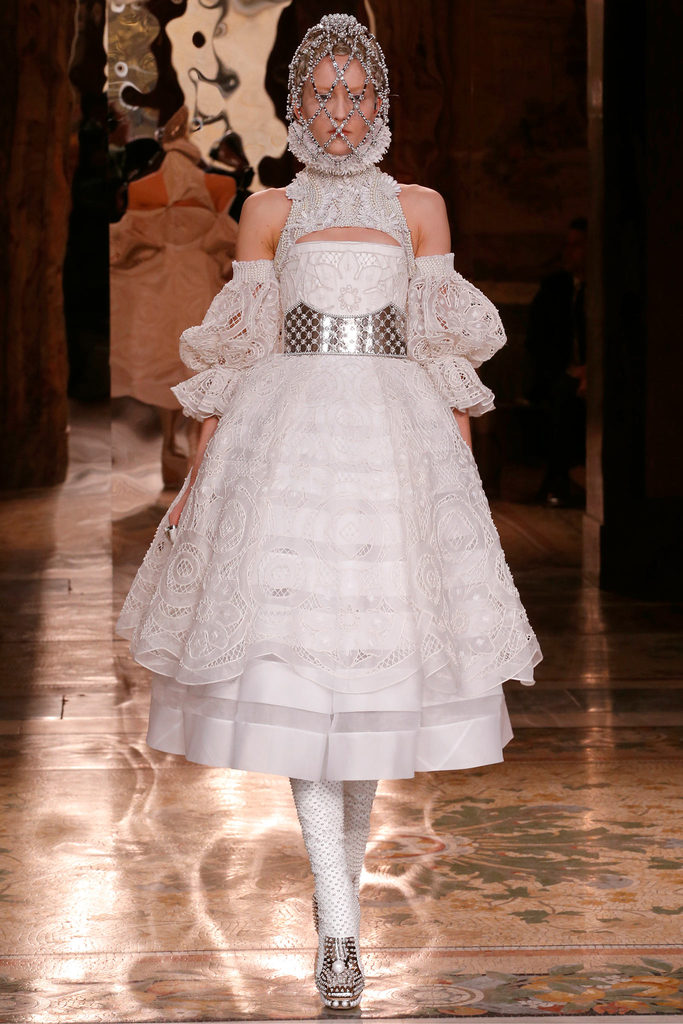 Alexander McQueen 2013秋冬流行發布