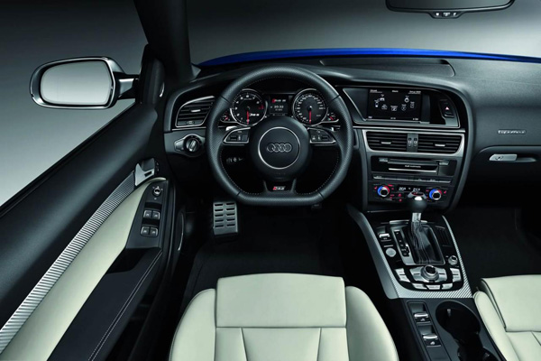 奧迪發布2013款RS5 Cabriolet 北美市場售價