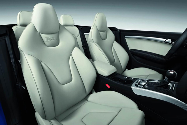 奧迪發布2013款RS5 Cabriolet 北美市場售價
